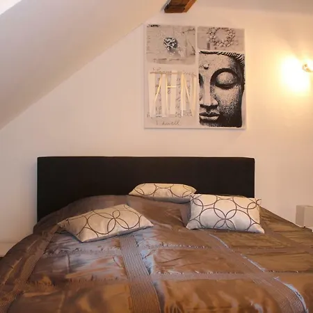Apartamento Fewo Am Blauen Hut In Weinheim