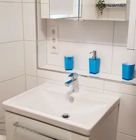 Apartamento Fewo Am Blauen Hut In